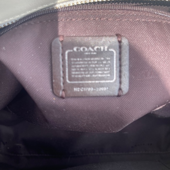 Coach Swagger with Tea Rose Leather Purse - Picture 10 of 14